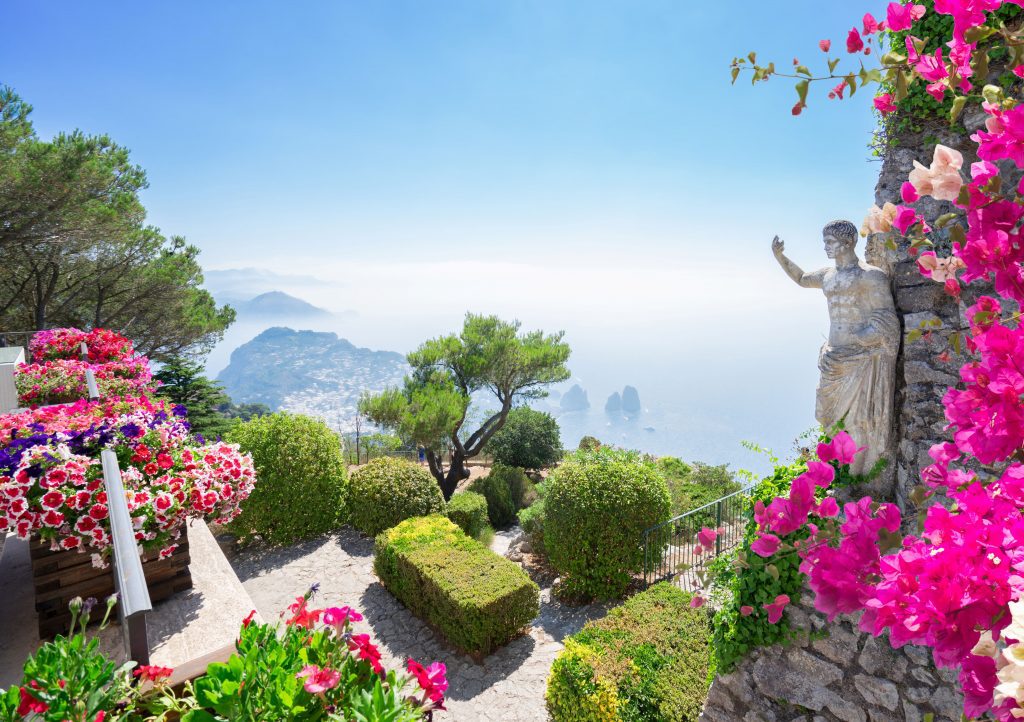Luxury Flights by private jet and helicopter to Capri